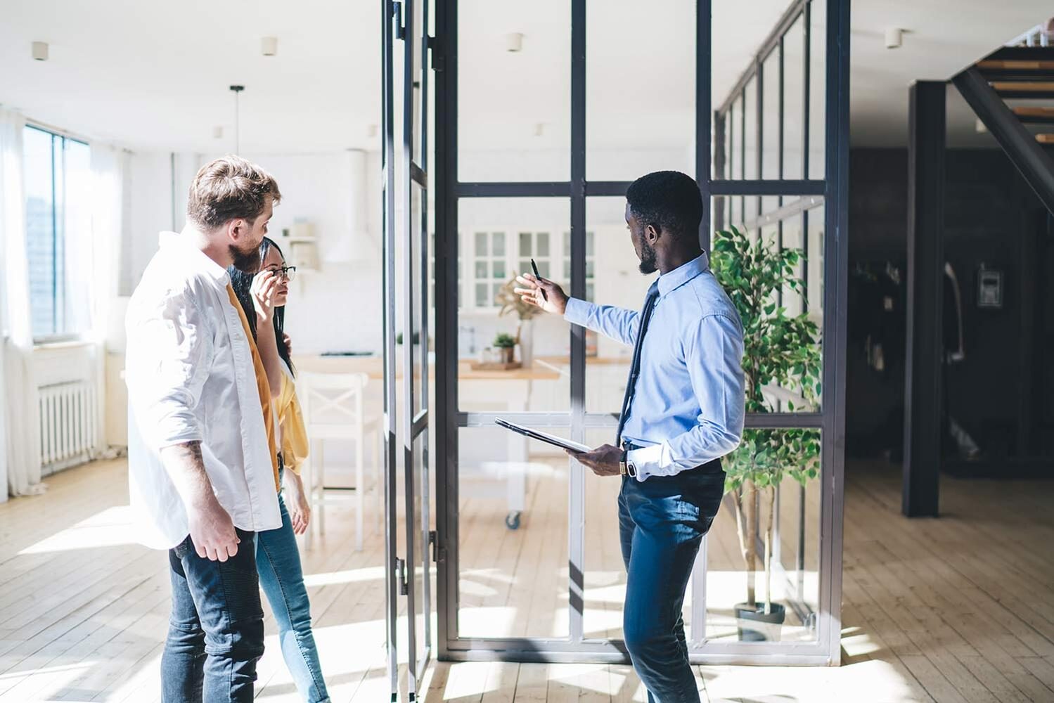 Contingent vs. pending: What’s the difference?