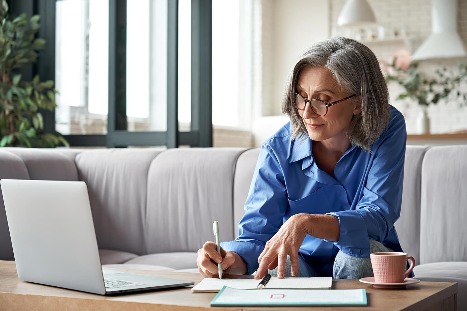 How to do a comparative market analysis (CMA): Step by step guide