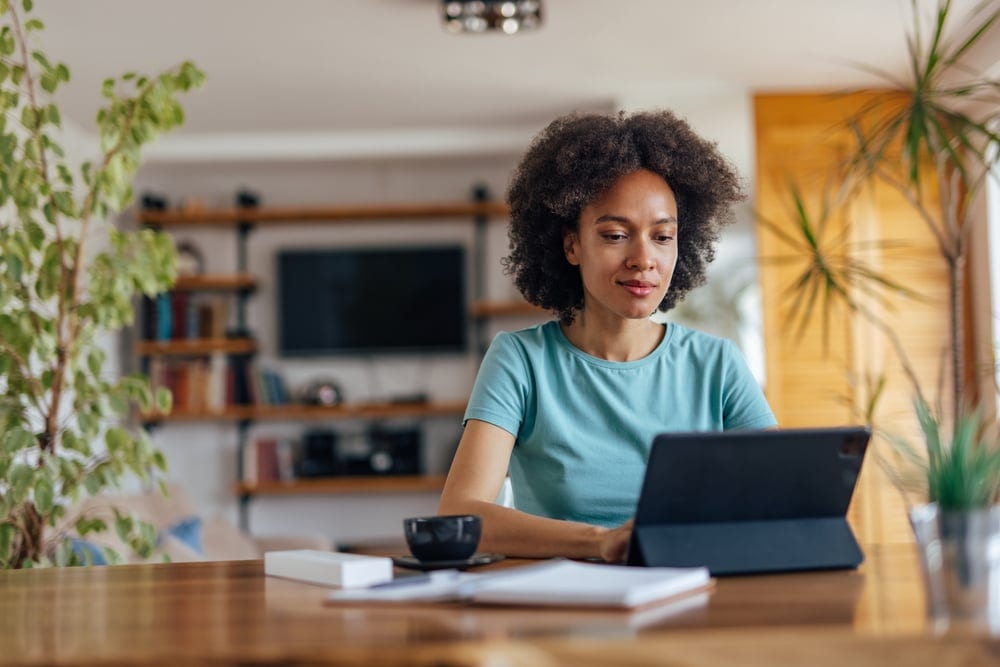 Pros and Cons of Refinancing