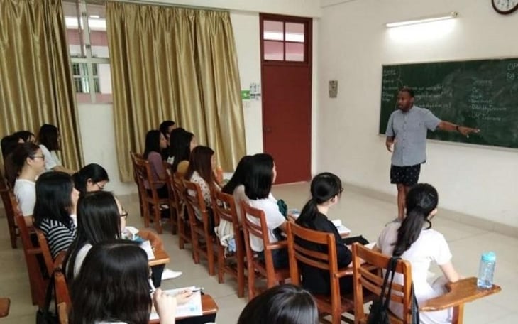 Teaching English in Guangzhou , China: Alumni Q&A with William Butler