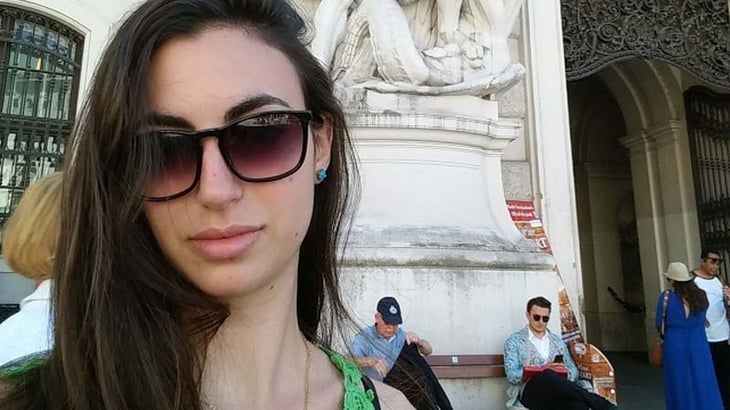 The Truth About Living Abroad - The Brunette Nomad