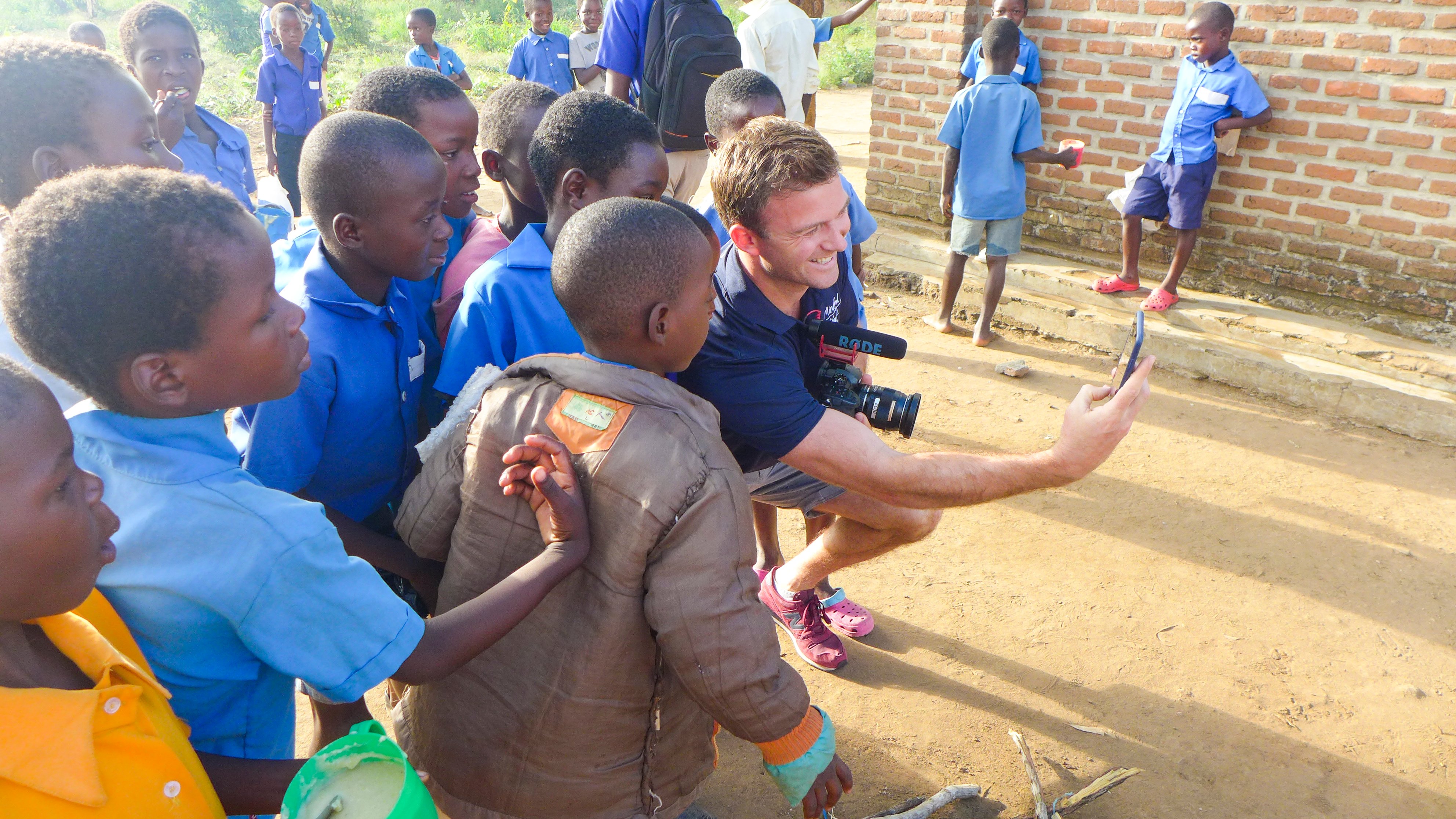 malawi giles selfie malawi giles selfie