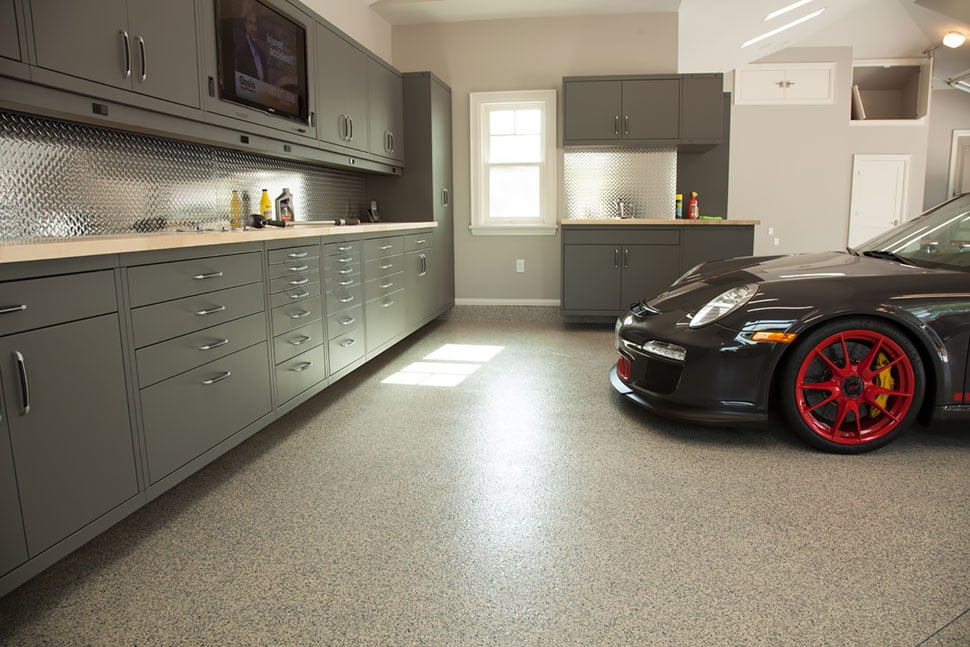 Garage Floor Coatings: 6 Tips for Choosing the Right Look