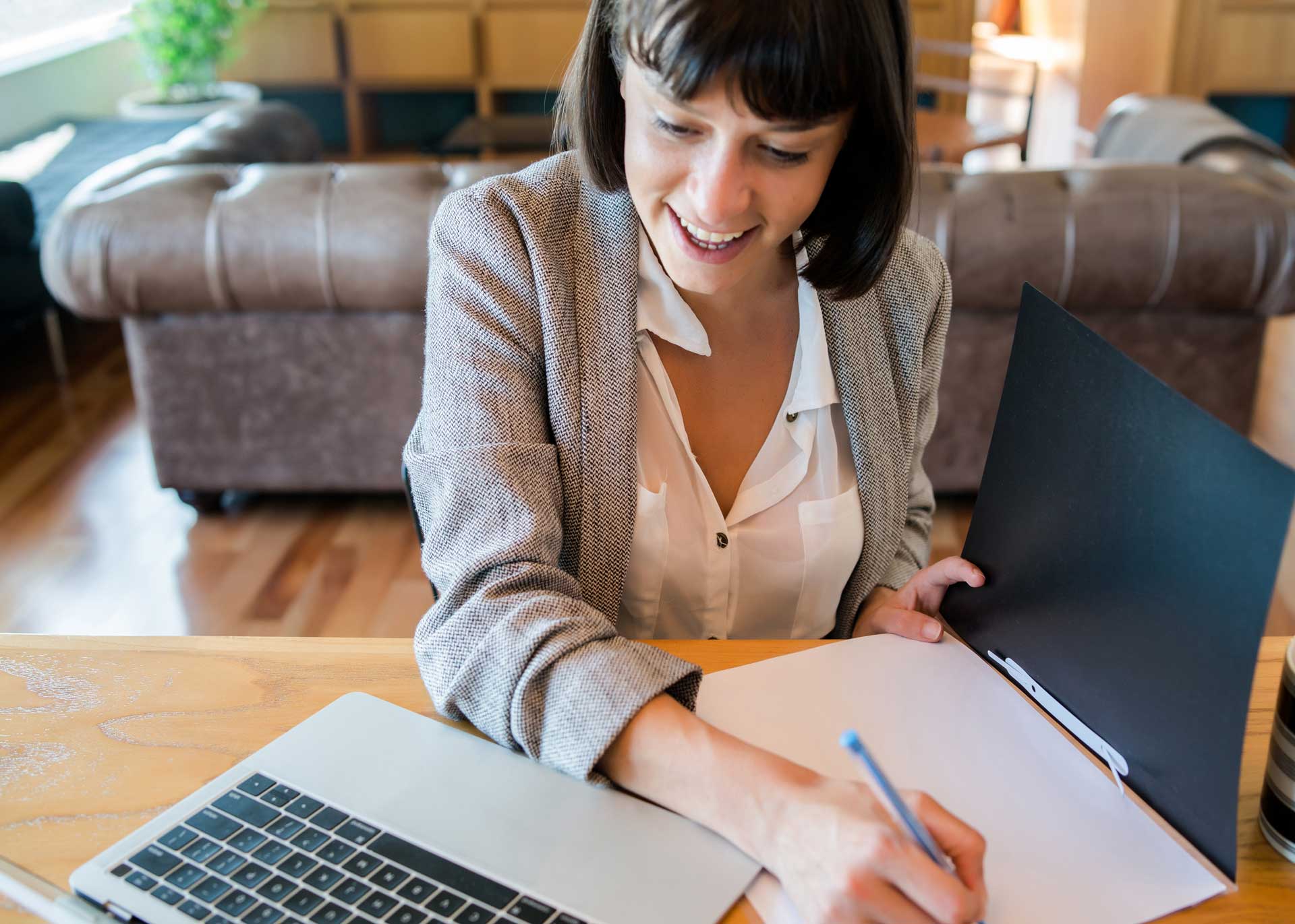 business-woman-working-from-home