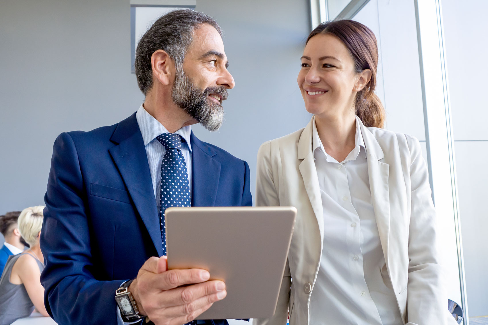 corporate-business-team-and-manager-in-meeting