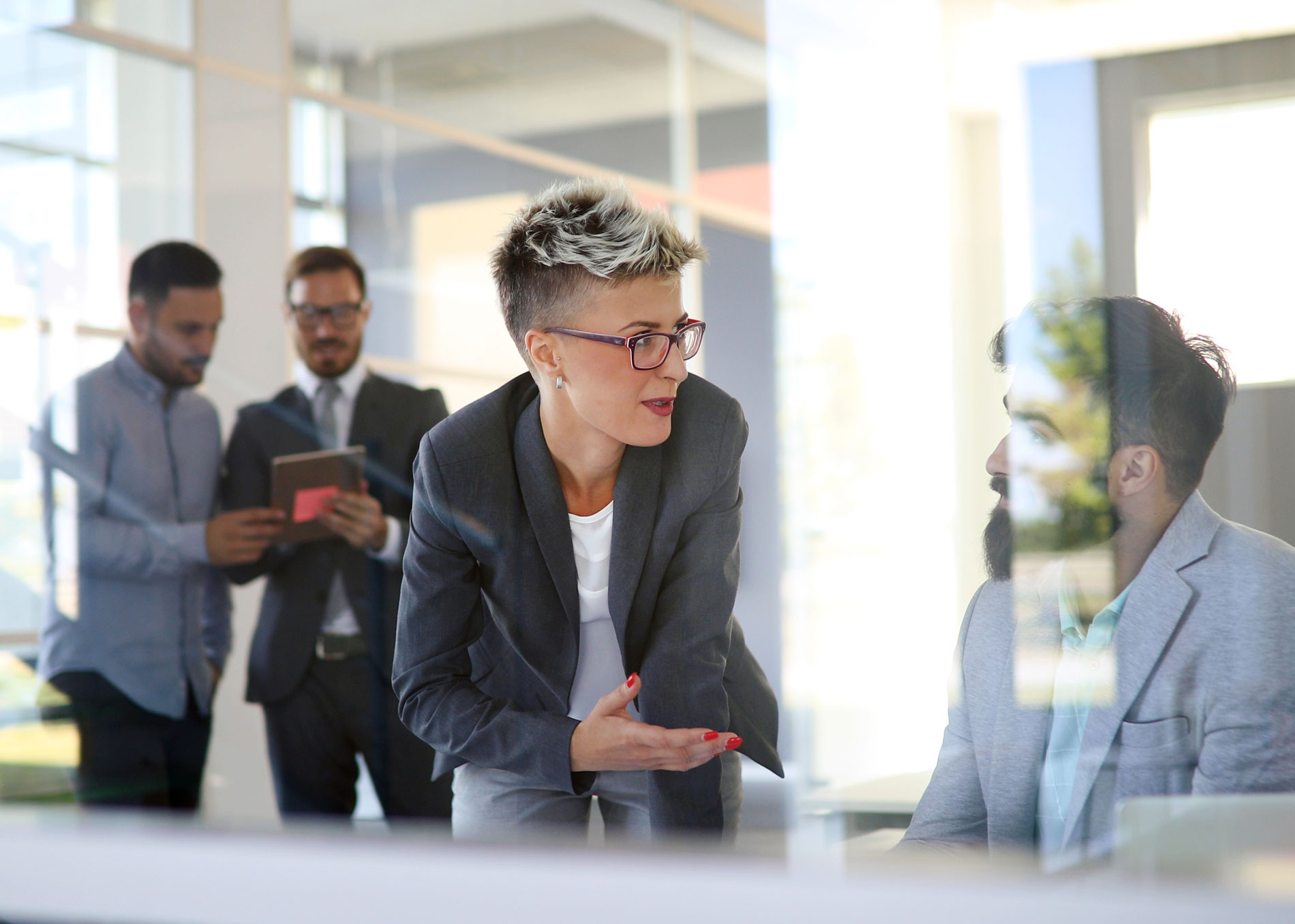 successful-company-with-happy-workers