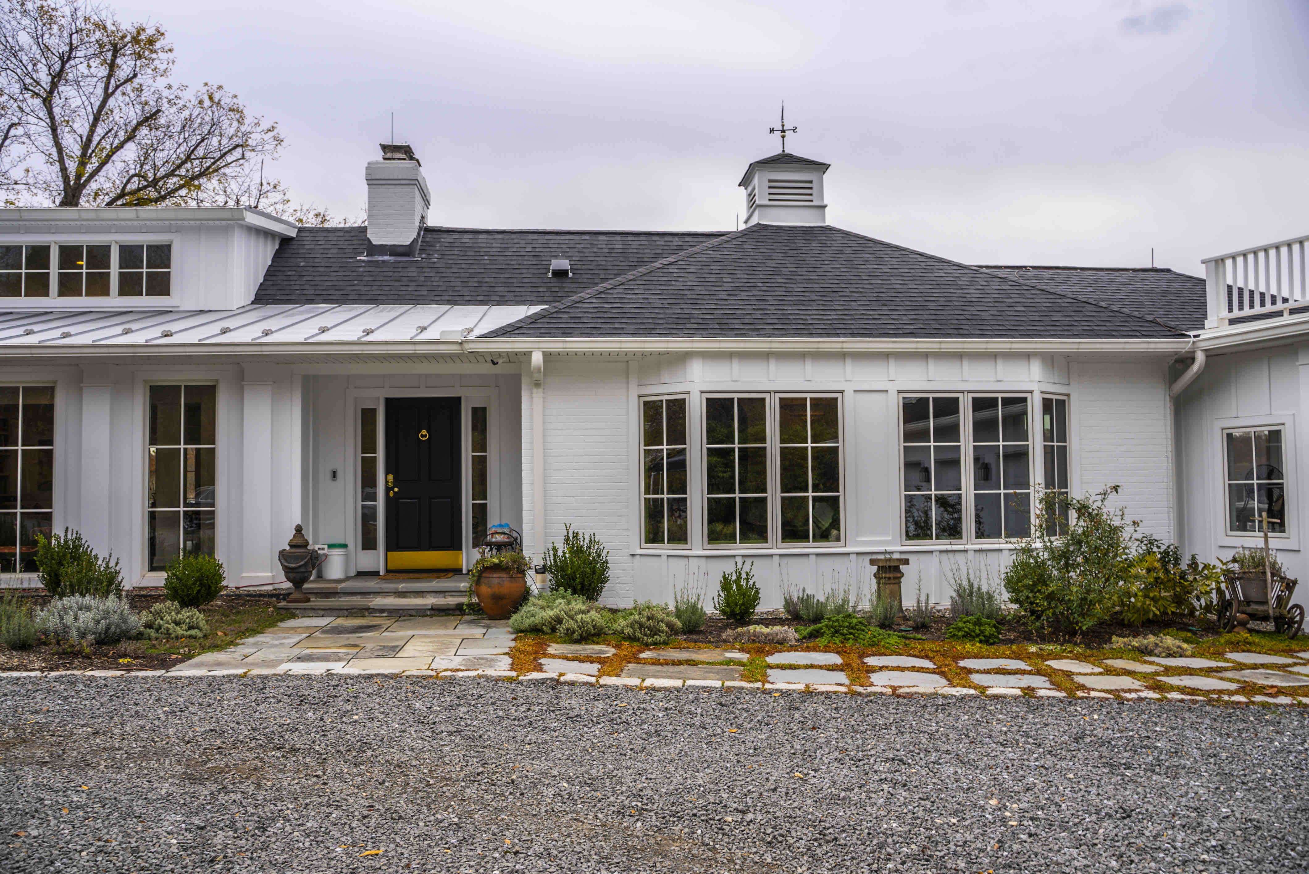 Beautiful Home & Art Studio Tour Hosted for MOSS’ Friends & Customers