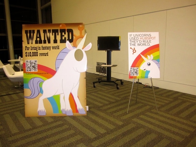 creative photo opportunity created by hubspot at salesforce's dreamforce trade show