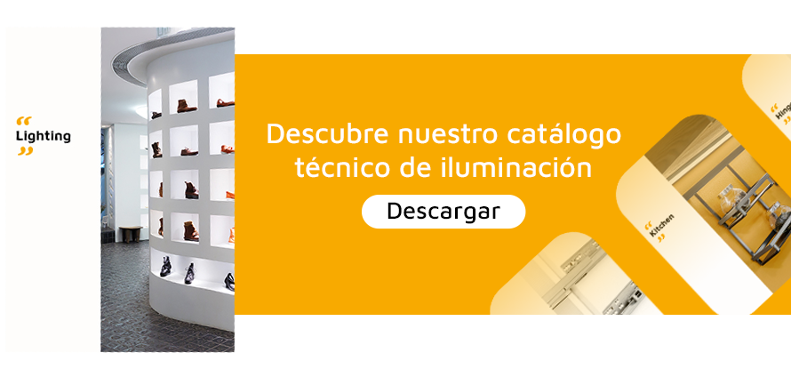 Emuca Barra para armario con luz LED, regulable 408-558mm