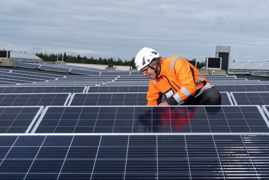 Solar inspection on a rooftop