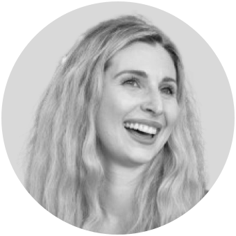 img-headshot-amber-bogie-mono