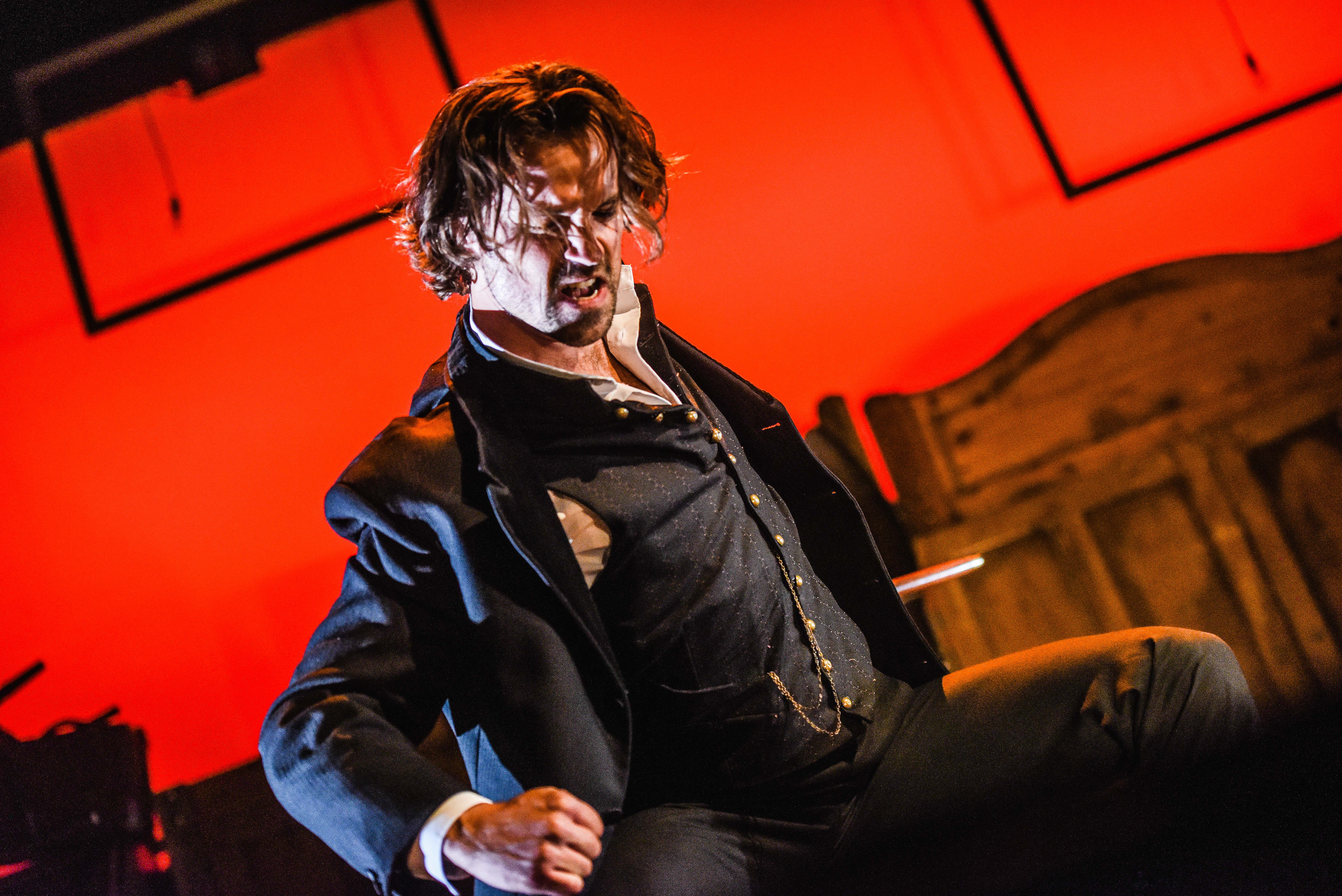 The Strange Case of Dr Jekyll & Mr Hyde | Blackeyed Theatre © Alex Harvey-Brown