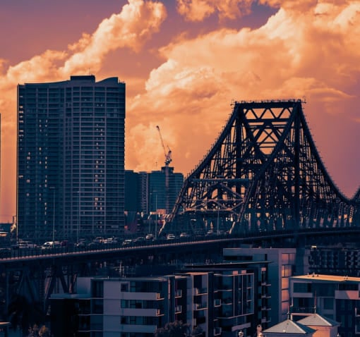 Study English in Brisbane - view of the bridge