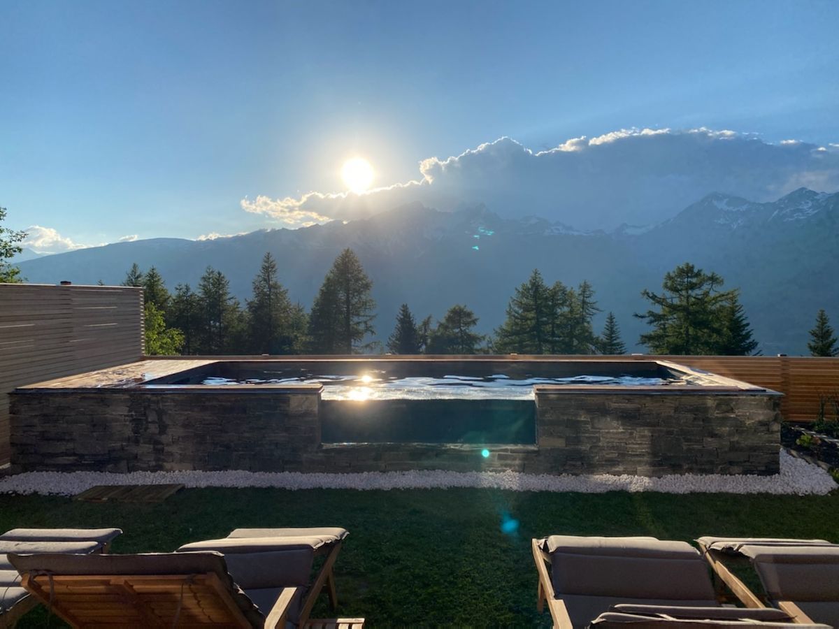 Piscine acier