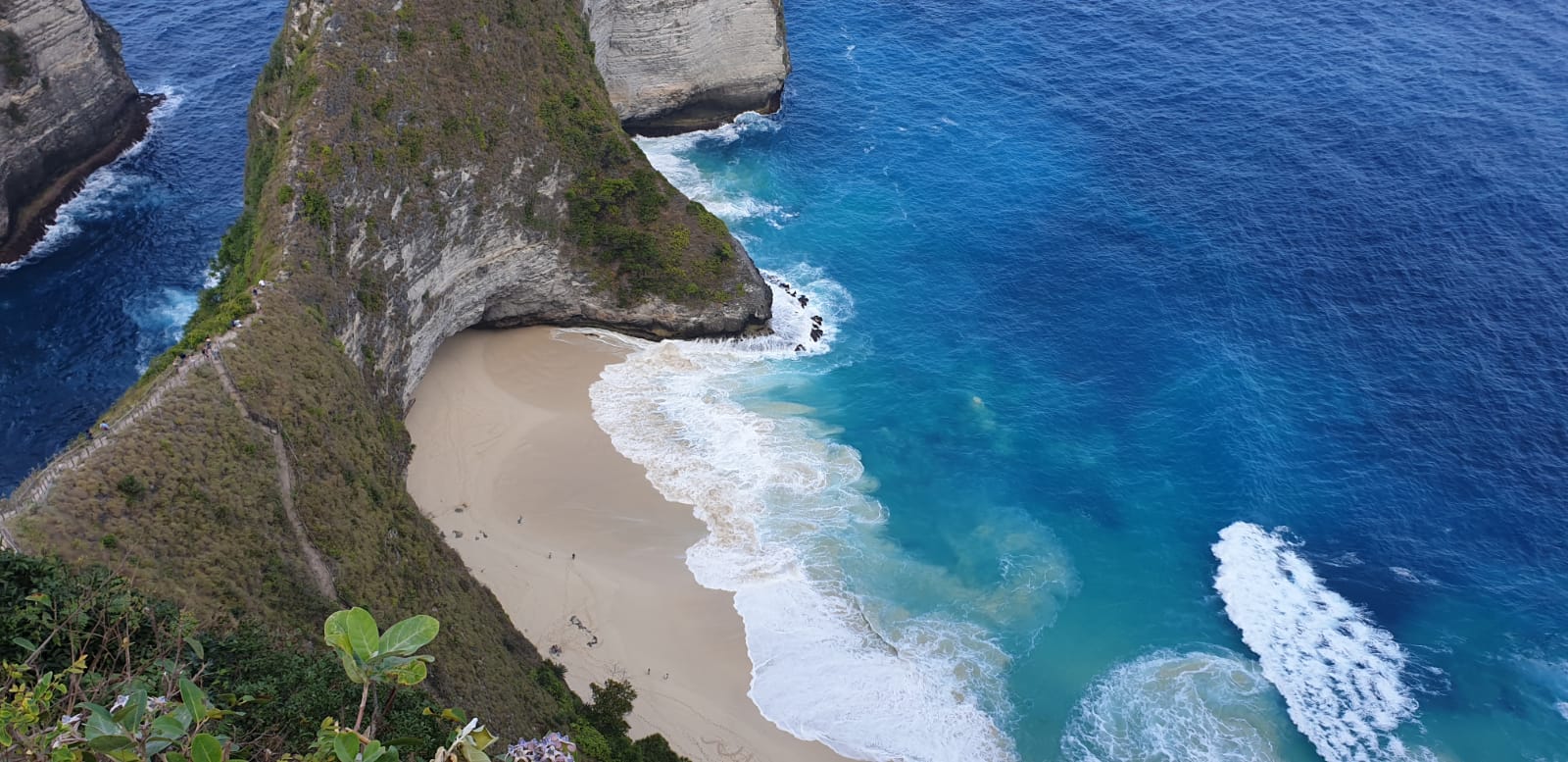 View Kelingking beach