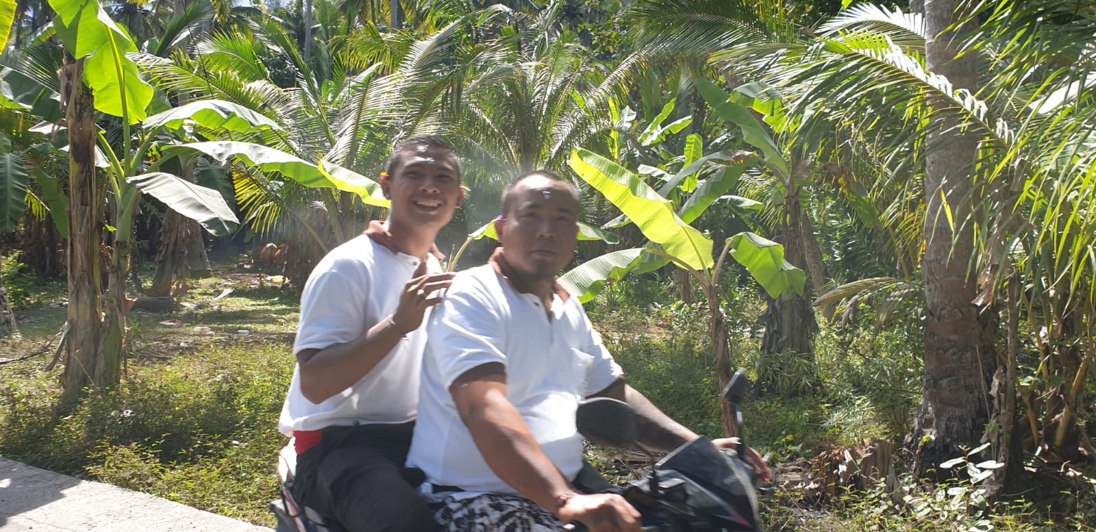 Nusa Penida Locals