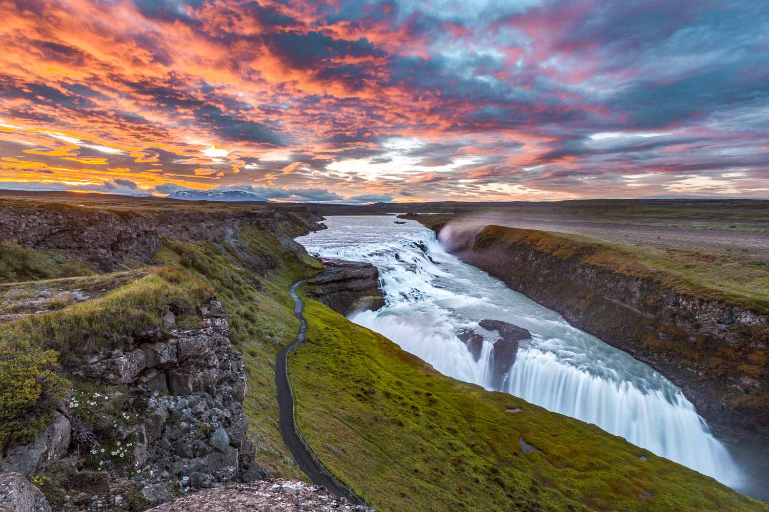 gulfoss-waterfall-in-iceland