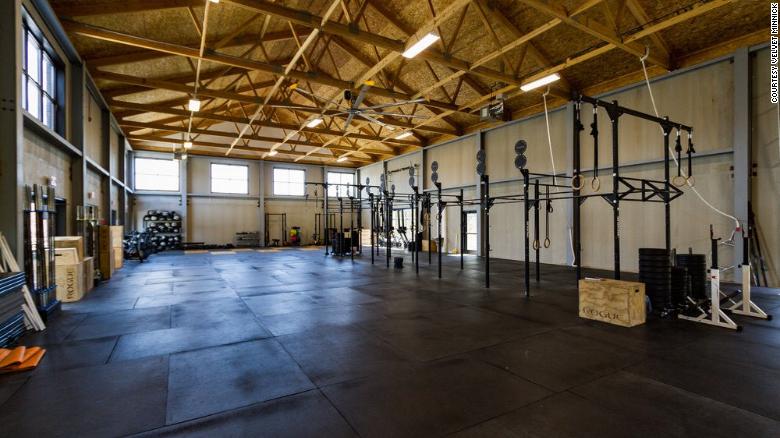 The original layout of 460 Fitness.