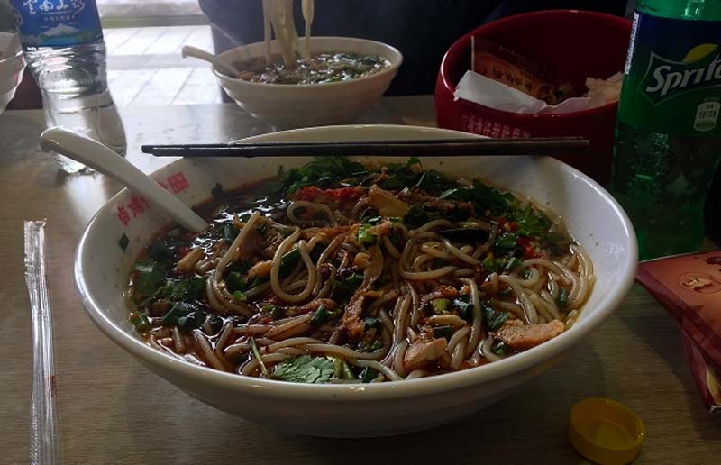 Eat yummy food while teaching English in China