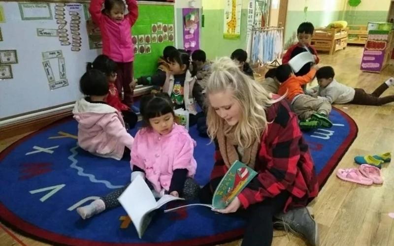 Highlights of Teaching English to Chine students