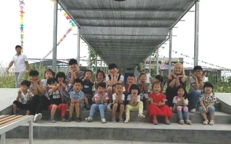 Americans teaching ESL to Chinese Students