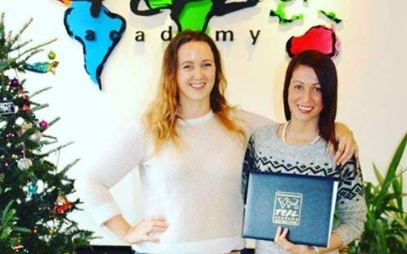 teach English in France TEFL review