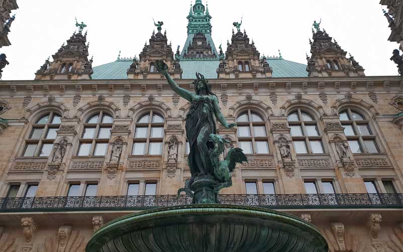 How to find housing for teaching English in Germany