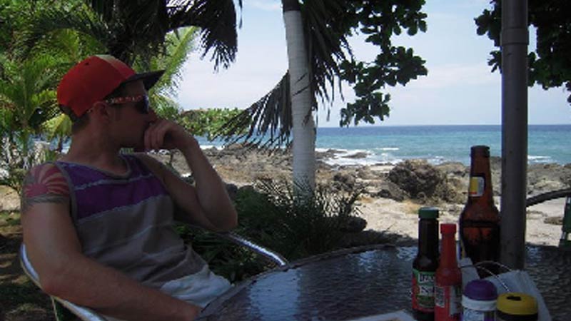 zach-heisey-peru-beach