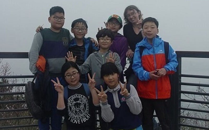 Get Paid to Teach English in South Korea 