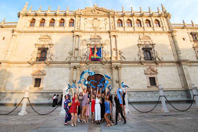 Reasons to teach English in Madrid, Spain