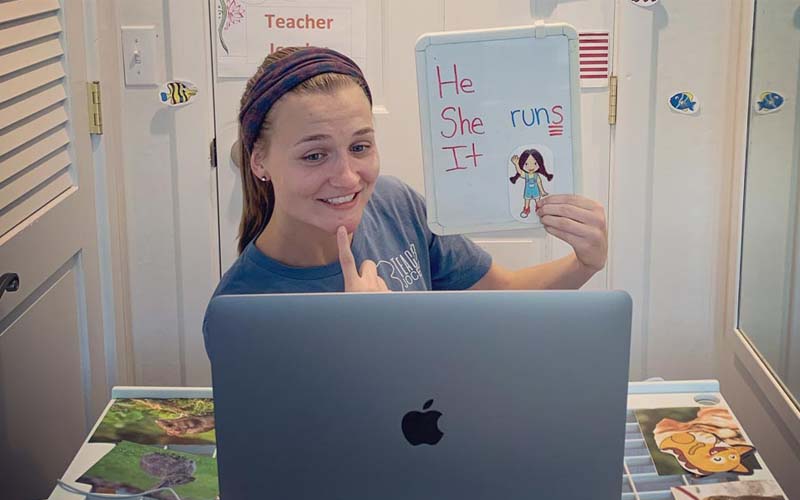 teach english online while in Spain