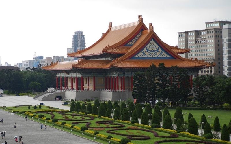 teach English in Taiwan TEFL review