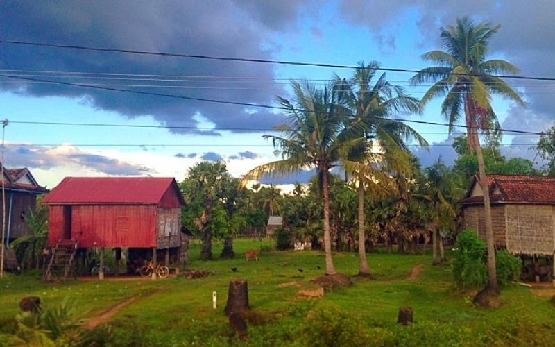 teach English in Thailand TEFL review