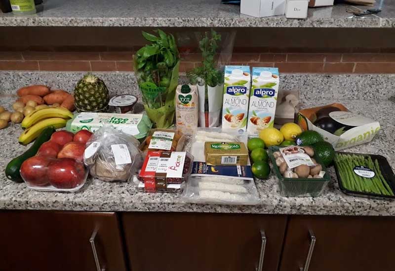 You can teach English in the UAE with a TEFL certification from ITA