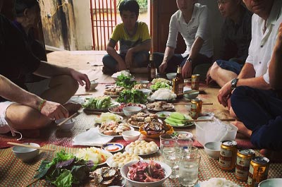 Abigail_Moore_-Vietnam-_Family_Dinner