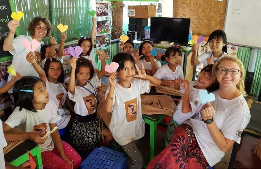 tefl job placement online & around the world