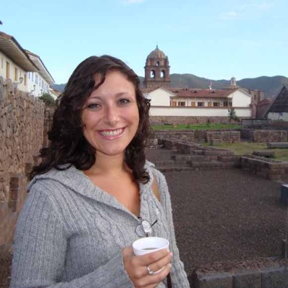 TEFL Instructor Quinn Cruz