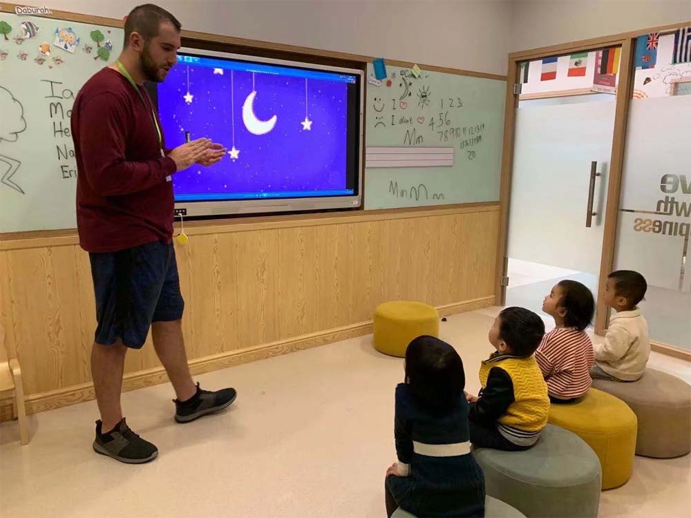 Salaries for Teaching English in China