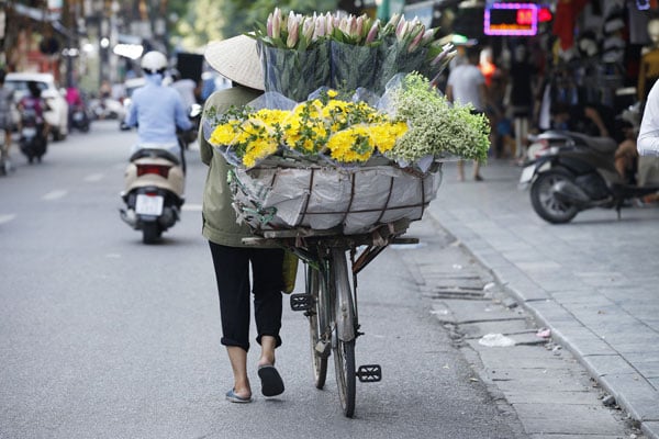 Hanoi, Vietnam locals