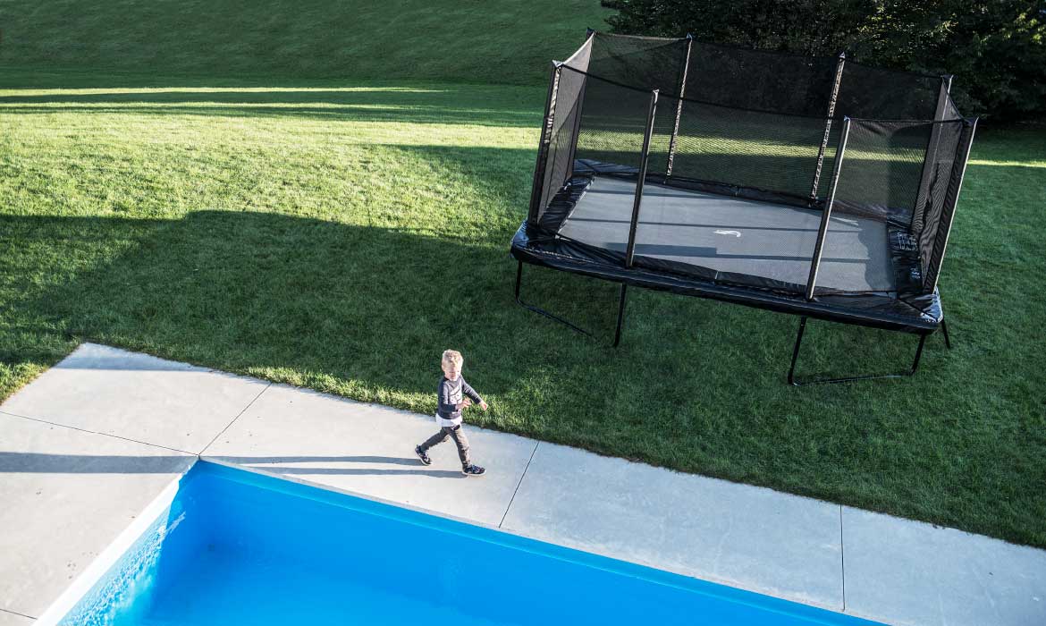 Should-I-buy-a-Trampoline-PIC03