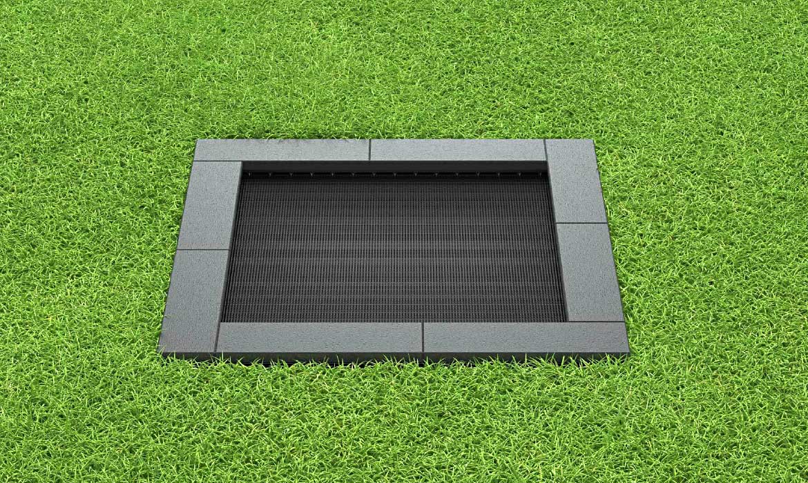 The-most-appealing-public-use-trampolines-Playground-PIC04