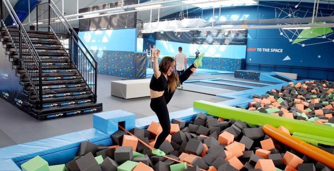 Akrobat-Bike_park_or_Trampoline_park-PIC02