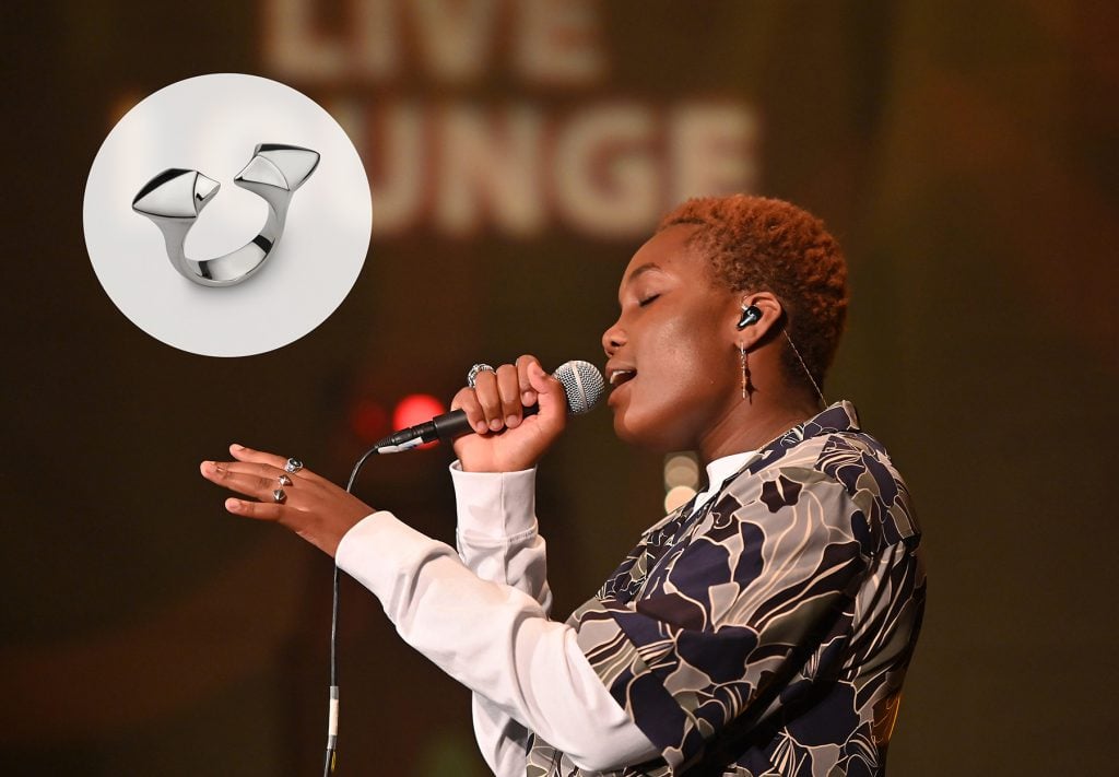 Arlo Parks performs for BBC Radio One Live Lounge wearing a Large Arrowhead Ring from Stephen Einhorn