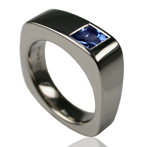 Blue Monday_Jump 5 Ring 18 Carat White Gold_ Princess Cut Blue Sapphire_Stephen Einhorn London