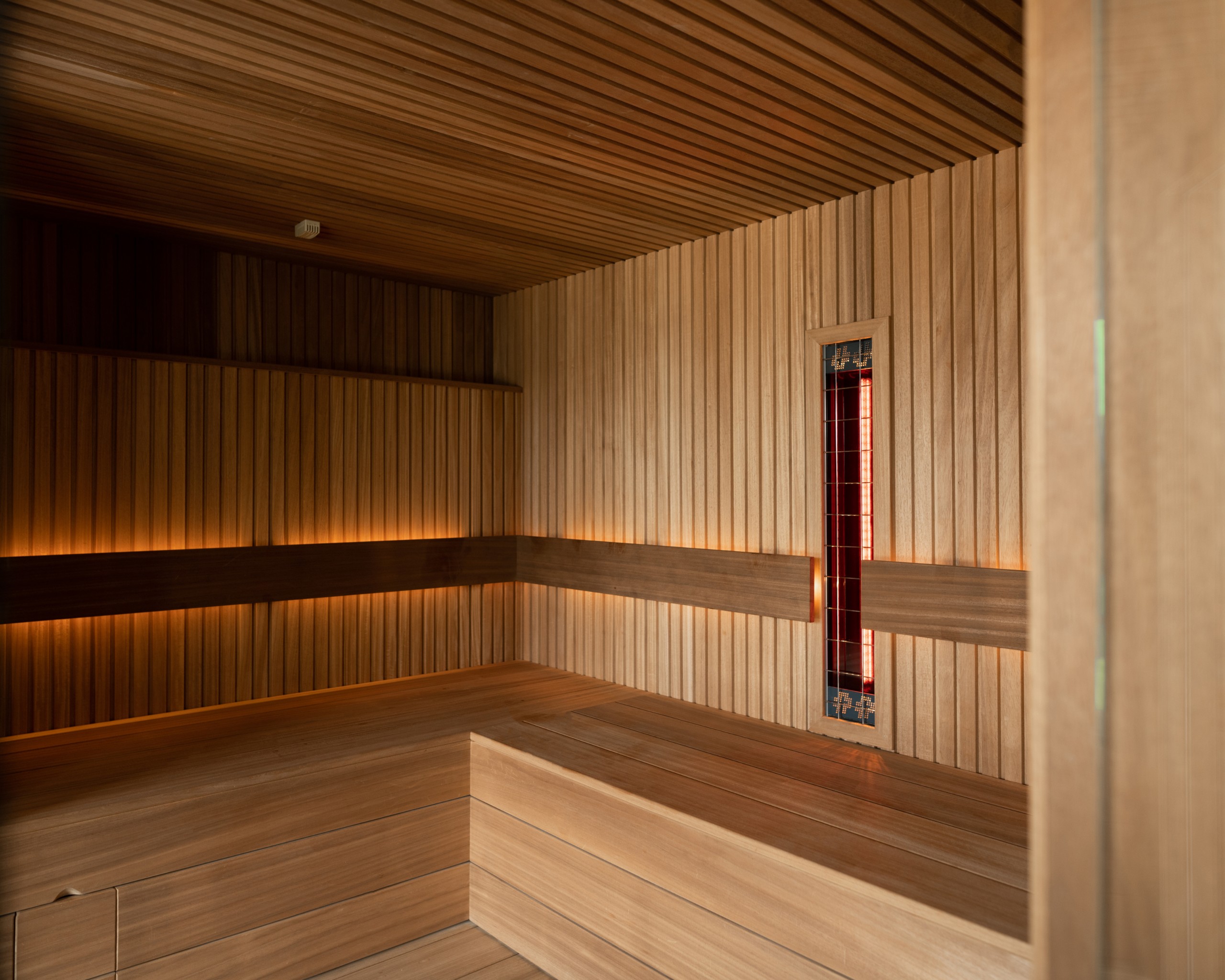 Inheems kleding lotus Projecten | Ayous sauna op maat | Welson | Saunabouwer