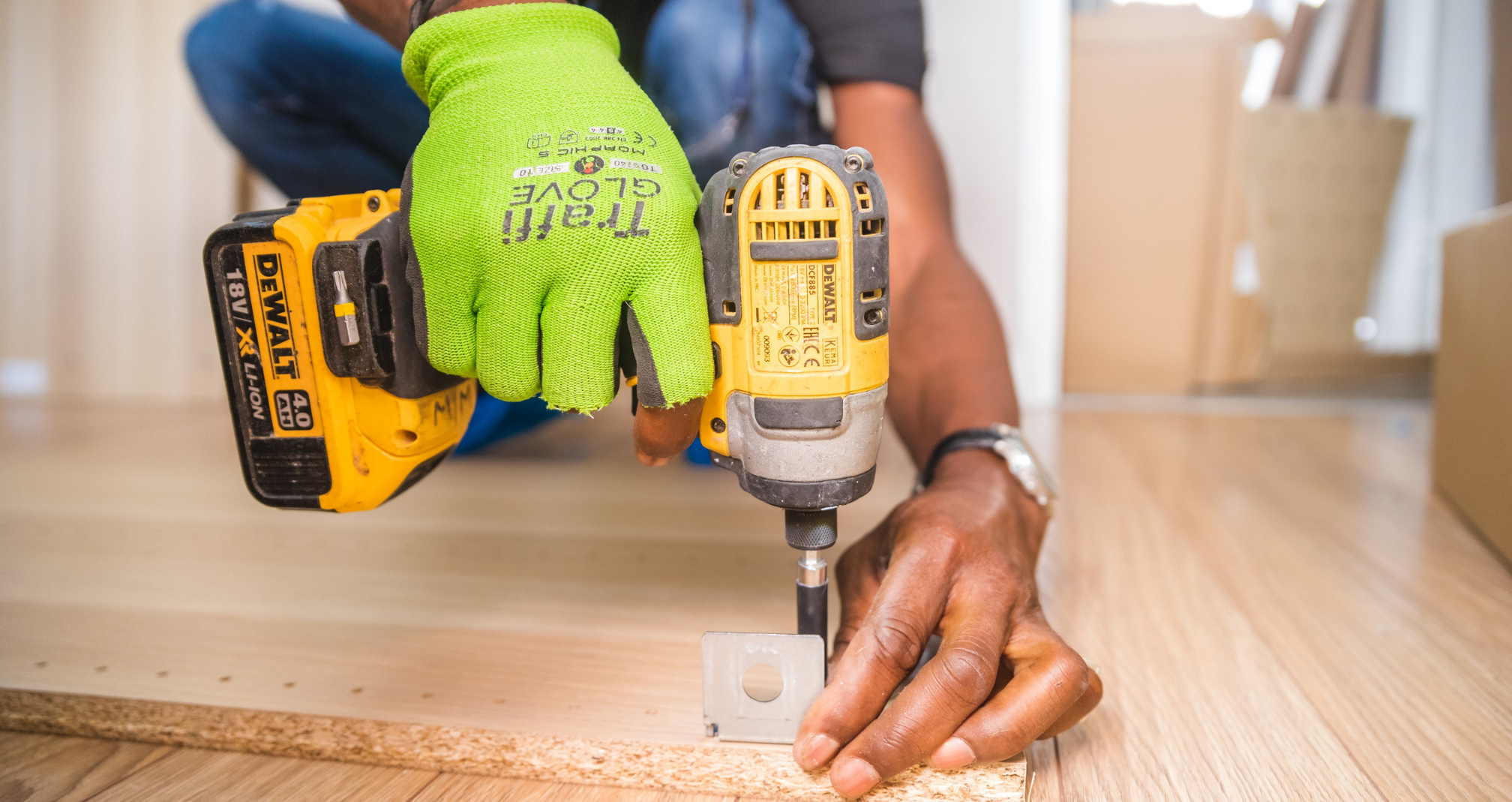 Image d'une personne faisant des travaux